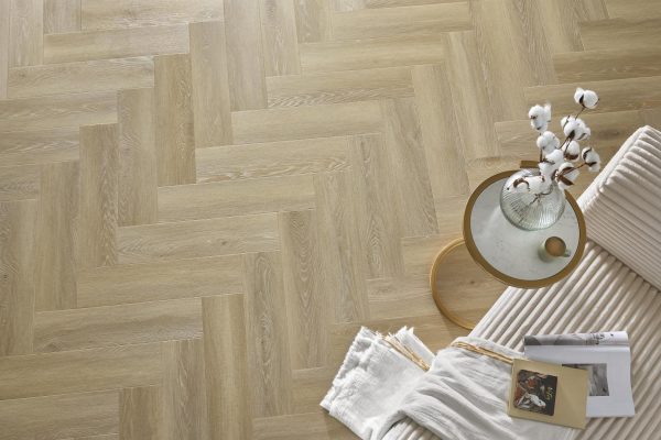 Vinylgulv Arbiton Amaron Herringbone EIR - DEVENTER EIK - 5 mm/0,55 mm